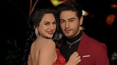 সত্যি কি গৌরবের সঙ্গে বিচ্ছেদ হচ্ছে আকাঙ্ক্ষার? ‘কোনও সম্পর্ক…’, যা বললেন তিনি সত্যি কি গৌরবের সঙ্গে বিচ্ছেদ হচ্ছে আকাঙ্ক্ষার? ‘কোনও সম্পর্ক…’, যা বললেন তিনি