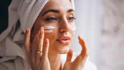 Top sunscreens for oily skin: Top 8 picks (Freepik) Top sunscreens for oily skin: Top 8 picks (Freepik)