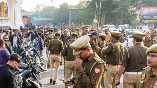 India Nagar Station house officer (SHO), Sunil Kr Tiwari, confirmed the incident (PTI/Representative)