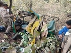 Damaged auto-rickshaw on the Agra-Jalesar Road in Agra. (HT)
