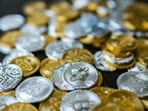 Gold, Silver Rate: Delhi saw 24K gold at <span class='webrupee'>₹</span>16,934 per gram, while Mumbai and Hyderabad traded slightly lower. Silver stayed below <span class='webrupee'>₹</span>4 lakh per kg in most markets.