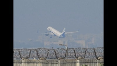 Dense fog conditions predicted with 60% accuracy in the past month alone, aiding aviation operations. (HT File Photo) Dense fog conditions predicted with 60% accuracy in the past month alone, aiding aviation operations. (HT File Photo)
