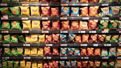 Ultra-processed foods are easy to overeat and are not a good choice for weight loss diet, shares Dr Sethi. (Unsplash) Ultra-processed foods are easy to overeat and are not a good choice for weight loss diet, shares Dr Sethi. (Unsplash)