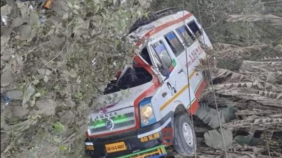 The injured passengers are undergoing treatment at Silchar Medical College and Hospital (SMCH), a police officer said. (HT Photo)