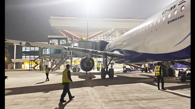 An aerobridge at the Jayprakash Prakash Narayan International airport in Patna, Sunday (SANTOSH KUMAR/HT) An aerobridge at the Jayprakash Prakash Narayan International airport in Patna, Sunday (SANTOSH KUMAR/HT)