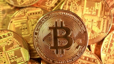 బిట్‌కాయిన్ ధర 24 గంటల్లో 6.55% పతనమై $78,566.83కు చేరుకుంది (REUTERS)