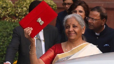 আজ সাধারণ বাজেট পেশ করবেন কেন্দ্রীয় অর্থমন্ত্রী নির্মলা সীতারামন। (ফাইল ছবি, সৌজন্যে রয়টার্স)