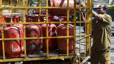 In the last monthly revision of LPG prices, the commercial cylinder price in Delhi on January 1, 2026, was ₹1691.50, which was higher than December by around ₹110. (Representational Photo/PTI) In the last monthly revision of LPG prices, the commercial cylinder price in Delhi on January 1, 2026, was ₹1691.50, which was higher than December by around ₹110. (Representational Photo/PTI)