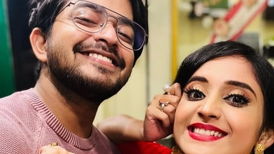 ‘আমার মতো মানুষকে ব্যবহার করে অনেক টাকা কামিয়েছে…’, সায়ককে একহাত নিলেন সৌমিতৃষা ‘আমার মতো মানুষকে ব্যবহার করে অনেক টাকা কামিয়েছে…’, সায়ককে একহাত নিলেন সৌমিতৃষা