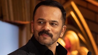 রোহিত শেট্টির বাড়ির সামনে গুলি চালানোর ঘটনায় বড় তথ্য উঠে এল সিসিটিভি ফুটেজ থেকে!