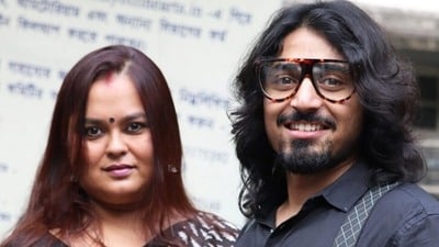 ১৪ বছরের ছোট সপ্তর্ষিকে বিয়ে করার কারণে শোনা কটাক্ষ নিয়ে মুখ খুললেন সোহিনী!