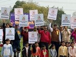 Around 4,000 residents participated in the gathering, called “Sadak Utsav 2.0” by citizen-led Dwarka Expressway Gurugram Development Association (DXP-GDA) in collaboration with Mission 7374, a Gurugram-based initiative focused on reforming urban governance. (HT Photos)