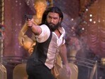 ఈ విషయం సినిమా తీసిన డైరెక్టర్‌కు కూడా తెలియదేమో.. ధురంధర్ మూవీలోని ఆ సీన్‌పై సోషల్ మీడియాలో కొత్త చర్చ