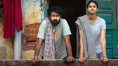 నా తమ్ముడు బాగా సంపాదిస్తున్నాడని నేను రెండేళ్లు రెస్ట్ తీసుకున్నా.. ఇది నా కెరీర్లో బెస్ట్ మూవీ: సంతోష్ శోభన్ కామెంట్స్ నా తమ్ముడు బాగా సంపాదిస్తున్నాడని నేను రెండేళ్లు రెస్ట్ తీసుకున్నా.. ఇది నా కెరీర్లో బెస్ట్ మూవీ: సంతోష్ శోభన్ కామెంట్స్