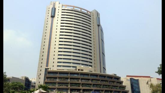 The mayor stated that 178,923 taxpayers have availed the scheme (Hindustan Times)