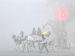 A dense layer of fog engulfed New Delhi on Tuesday morning. (Sanchit Khanna/ HT Photo)