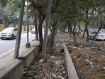 GMDA plans to construct a service road in Sector 30/31 near National Highway-48. (Parveen Kumar/HT)