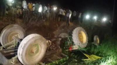జగిత్యాల రోడ్డు ప్రమాదం జగిత్యాల రోడ్డు ప్రమాదం