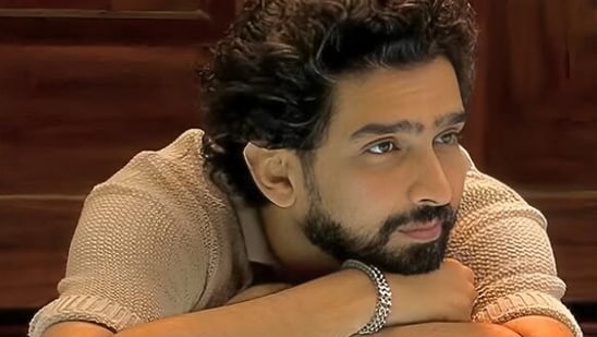 Amaal Mallik talks about how he has been dropped from 45 films for speaking up.