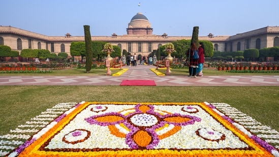 Flowers are in full bloom at the Amrit Udyan inside Rashtrapati Bhawan, which will remain open for public from February 3 to March 31 this time. (Photo: RAJ K RAJ/HT)