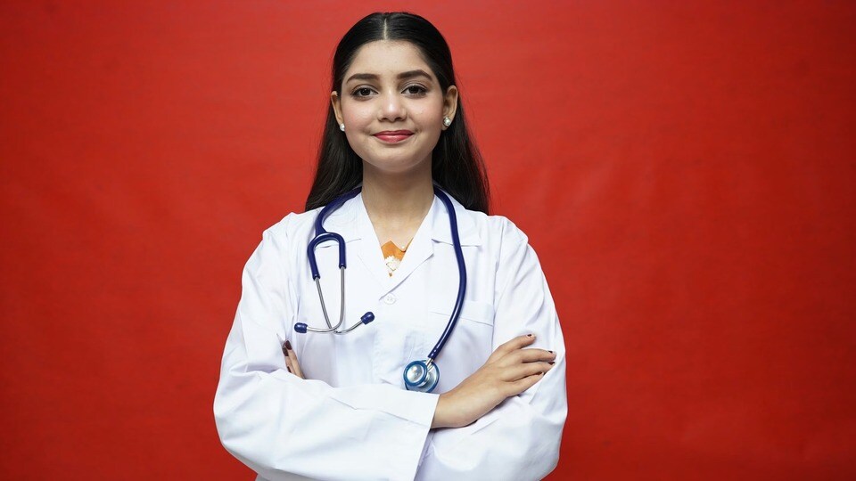 ডাক্তারের চেম্বার থেকে বেরিয়ে এই ভুল অনেকেই করেন, আপনিও সেই দলে নন তো!