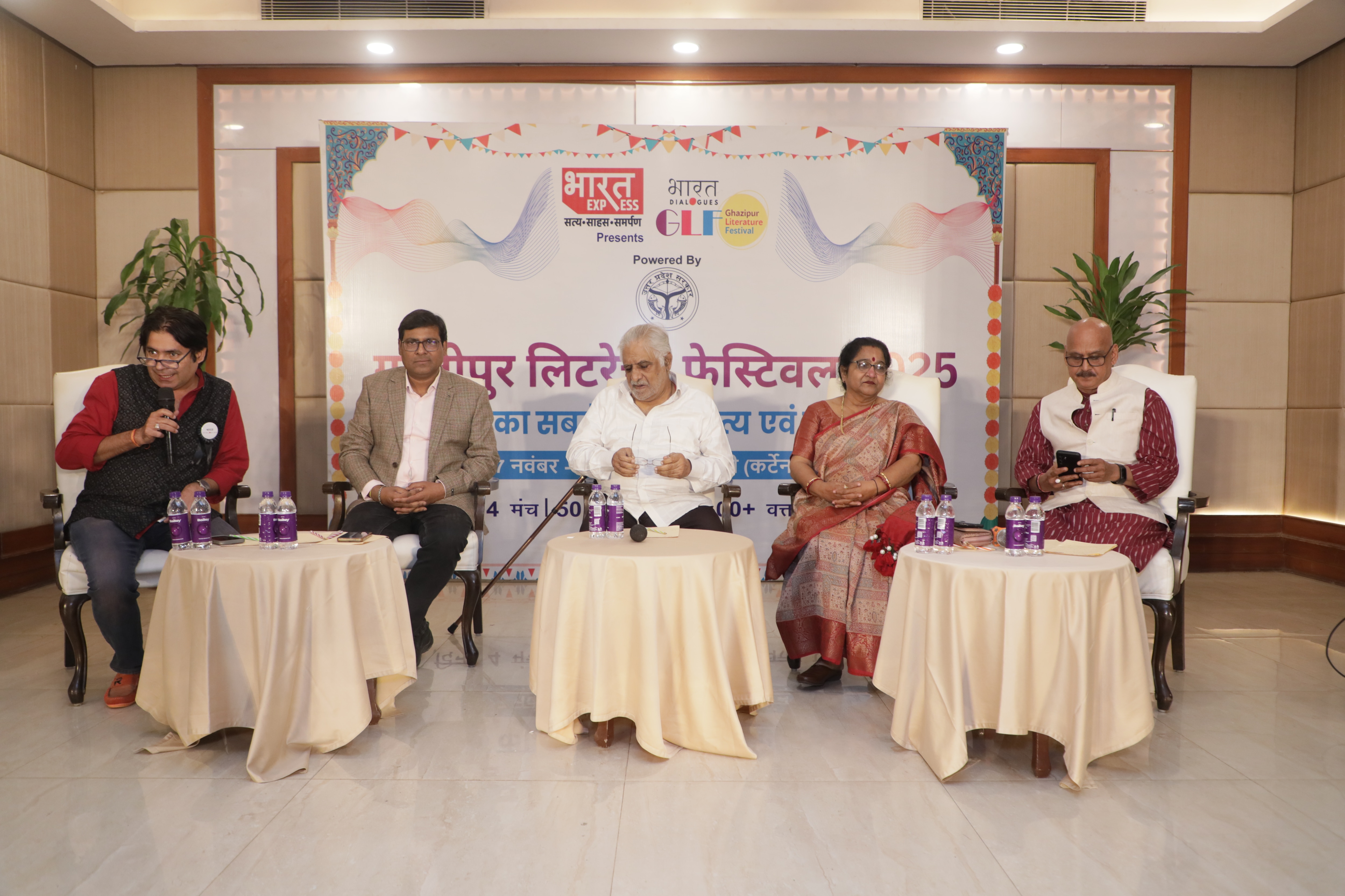 Vivek Satya Mitram, Manoj Bhawuk, Aanjjan Srivastav, Neerja Madhav and Mrityunjay Kumar Singh at the festival (Courtesy Ghazipur Literature Festival)