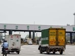 The union transport ministry had approved the shifting of the Kherki Daula toll plaza in May last year following persistent demands by Gurugram residents (Parveen Kumar/Hindustan Times)