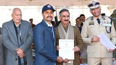 Chief minister Sukhvinder Singh Sukhu distributed appointment letters to newly recruited constables during the Rozgar Sankalp Mela held at the Police College, Dehra, in Kangra on Wednesday. (Deepak Sansta) Chief minister Sukhvinder Singh Sukhu distributed appointment letters to newly recruited constables during the Rozgar Sankalp Mela held at the Police College, Dehra, in Kangra on Wednesday. (Deepak Sansta)