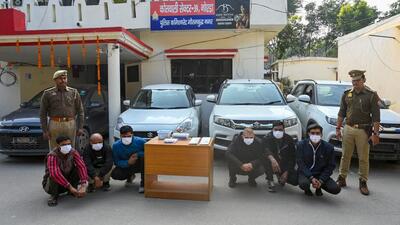 Police said the suspects used to find low-security areas in their own car by roaming around the city and after targeting a vehicle, opened the lock using a key programmer worth around ₹2 lakh. (Sunil Ghosh/HT Photo) Police said the suspects used to find low-security areas in their own car by roaming around the city and after targeting a vehicle, opened the lock using a key programmer worth around ₹2 lakh. (Sunil Ghosh/HT Photo)