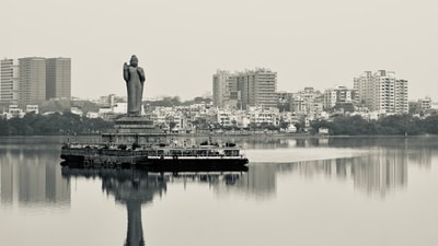 The woman lives in Hyderabad with her husband and daughter. (Representational image/UnSplash) The woman lives in Hyderabad with her husband and daughter. (Representational image/UnSplash)