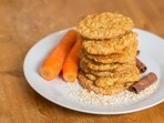 5 Ingredient Healthy Carrot Oatmeal Cookies