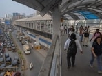 iMumbai, India - January 30, 2026: Skywalk between kalnag to Bandra station in Mumbai, India, on Friday, January 30, 2025. (Photo by Satish Bate/ Hindustan Times) (Hindustan Times)