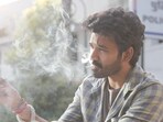 <p>ధనుష్, కృతి సనన్ కాంబినేషన్‌లో తెరకెక్కిన 'తేరే ఇష్క్ మే' ఈ ఓటీటీ ట్రెండింగ్‌ జాబితాలో రెండో స్థానంలో నిలిచింది. తేరే ఇష్క్ మే బాక్సాఫీస్ వద్ద హిట్ కొట్టగా.. తమిళ, హిందీ భాషల్లో విడుదలైంది. ఈ చిత్రానికి ఆనంద్ ఎల్ రాయ్ దర్శకత్వం వహించారు. ఈ చిత్రానికి 6.6 ఐఎండీబీ రేటింగ్ ఉంది.</p>(IMDb)