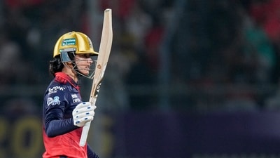 RCB captain Smriti Mandhana smacked 87 runs off 41 balls, including 12 fours and three sixes. (PTI) RCB captain Smriti Mandhana smacked 87 runs off 41 balls, including 12 fours and three sixes. (PTI)