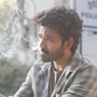 <p>ధనుష్, కృతి సనన్ కాంబినేషన్‌లో తెరకెక్కిన 'తేరే ఇష్క్ మే' ఈ ఓటీటీ ట్రెండింగ్‌ జాబితాలో రెండో స్థానంలో నిలిచింది. తేరే ఇష్క్ మే బాక్సాఫీస్ వద్ద హిట్ కొట్టగా.. తమిళ, హిందీ భాషల్లో విడుదలైంది. ఈ చిత్రానికి ఆనంద్ ఎల్ రాయ్ దర్శకత్వం వహించారు. ఈ చిత్రానికి 6.6 ఐఎండీబీ రేటింగ్ ఉంది.</p>