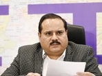 Uttar Pradesh chief electoral officer Navdeep Rinwa at a press conference in Lucknow on Friday. (Deepak Gupta/HT Photo)