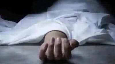 While victim was in the middle of the road, a speeding car coming from the Sector 34/35/44/43 Chowk hit him. The impact threw him to the ground, and the car driver fled the spot without stopping to help. (HT File)