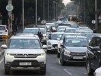 As per a rough estimate, there are 14.27 lakh registered vehicles in the city, a number that exceeds the city’s human population. Out of this, 2.19 lakh aren’t insured but registered on Vahan portal as active, the Ministry revealed. (HT File)