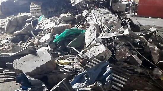 A view of the collapsed building in Kota on Sunday (ANI Video Grab)