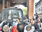 Victims protested outside the Thane police commissioner’s office and the sessions court on Monday. (Praful Gangurde/HT Photo)