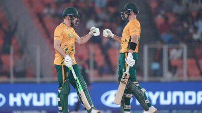 Miller and Stubbs provided the acceleration to power the Proteas to the big total with an unbeaten 75-run fifth-wicket partnership that came off just 37 balls. (AP) Miller and Stubbs provided the acceleration to power the Proteas to the big total with an unbeaten 75-run fifth-wicket partnership that came off just 37 balls. (AP)