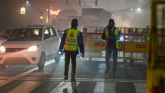 The traffic police advised commuters to plan their journeys, use the suggested alternate routes and follow traffic signage and instructions to avoid congestion during the period. (RAJ K RAJ /HT PHOTO)