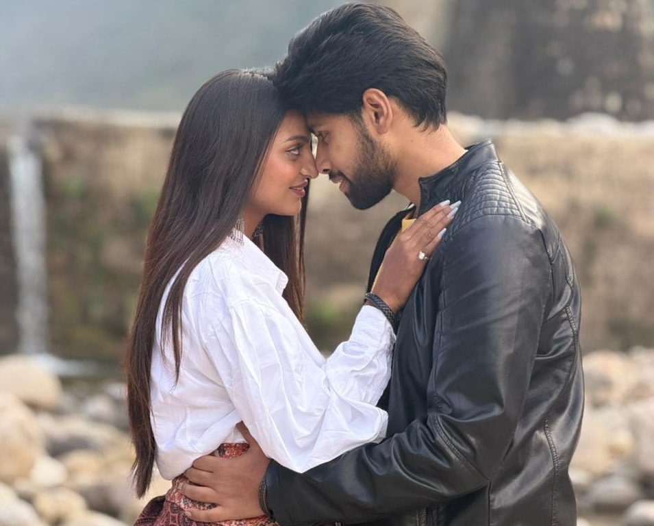 Actors Abhishek Tripathi and Monalisa Actors Abhishek Tripathi and Monalisa