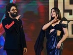 అల్లు అర్జున్‌ కళ్లలోకి చూడొద్దు.. షేక్ హ్యాండ్ ఇవ్వొద్దా? 42 కండిషన్ల రచ్చ.. బ్రాండ్ మేనేజర్‌పై లీగల్ యాక్షన్(AFP)
