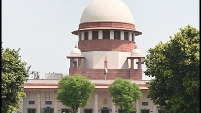 Registrar general’s report termed misplaced as rules say matters auto-adjourn; SC wants affidavit on how many cases in-charge judges decided in past year. (HT Archive) Registrar general’s report termed misplaced as rules say matters auto-adjourn; SC wants affidavit on how many cases in-charge judges decided in past year. (HT Archive)
