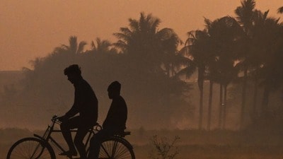 আবহাওয়ার খবর। আবহাওয়ার খবর।