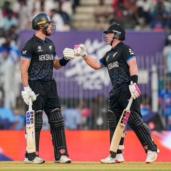 Tim Seifert, Finn Allen tear UAE apart with record opening blitz