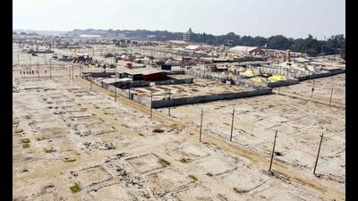 A view of the Sangam area after the conclusion of the Kalpavas during the Magh Mela, in Prayagraj on Wednesday. (ANI) A view of the Sangam area after the conclusion of the Kalpavas during the Magh Mela, in Prayagraj on Wednesday. (ANI)