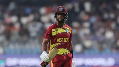 West Indies got off to a very poor start with the bat – two wickets in the first 7 deliveries, including captain Shai Hope, set them on the back foot, before Shimron Hetmyer's quick cameo also ended prematurely to give the early advantage to England. (REUTERS)