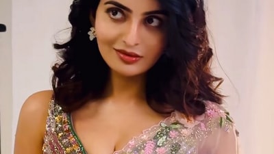 <p>పవన్ కల్యాణ్ హీరోగా నటించిన వకీల్ సాబ్ మూవీలో యాక్టింగ్ కు గాను అనన్య నాగళ్లకు మంచి పేరొచ్చింది. </p> (instagram-Ananya nagalla)
